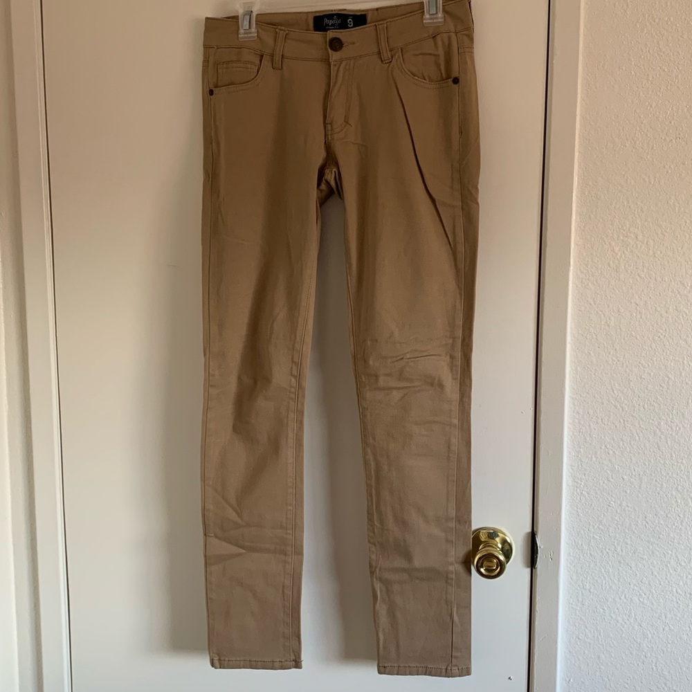 Khaki jeans
